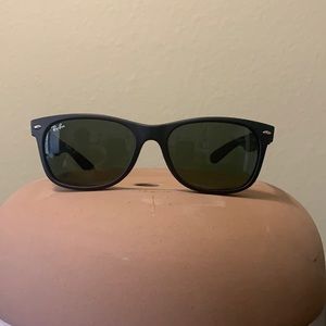RayBan New Wayfarer Matte Black